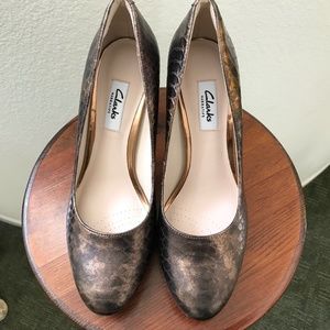 Clarks Bronze Pumps
